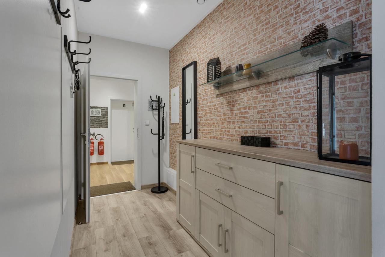 Family Apartments Klinovec Loučná pod Klínovcem Eksteriør bilde