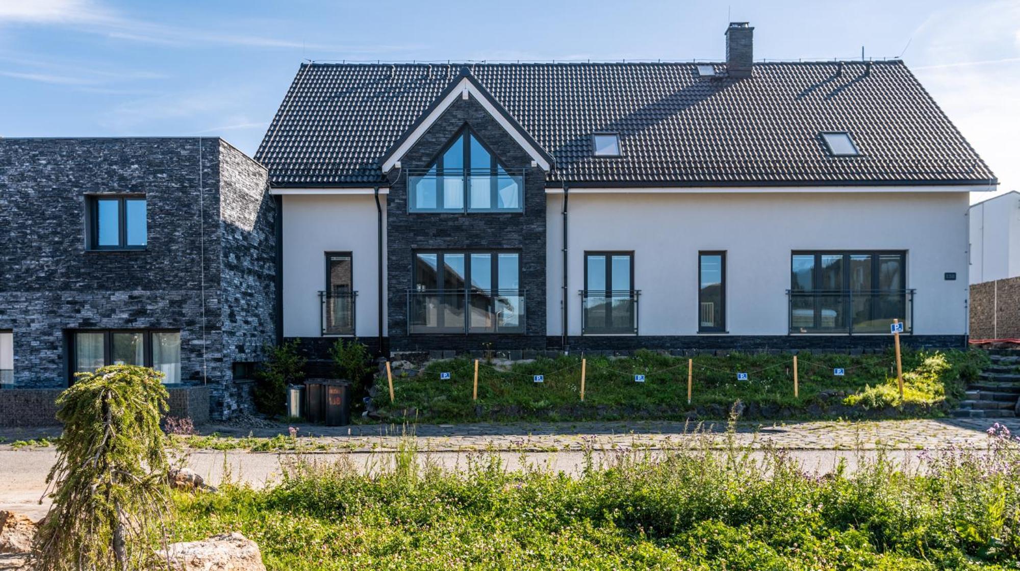 Family Apartments Klinovec Loučná pod Klínovcem Eksteriør bilde